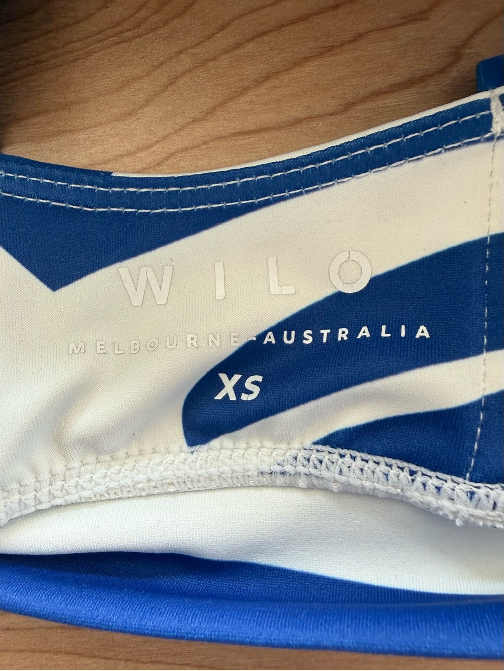 Wilo The Label 2-Piece Activewear Set - XS Blue White Floral - Picture 8 of 14
